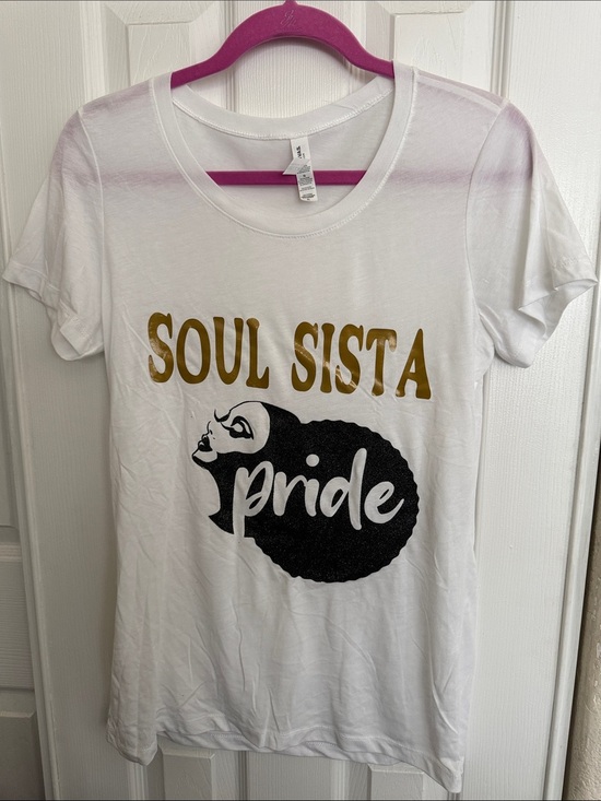 Bella Canvas Tops - Soul Sista Pride Graphic Tee - White with Gold & Black Print